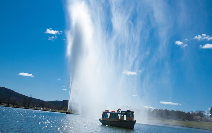 MV Gull and the water jet